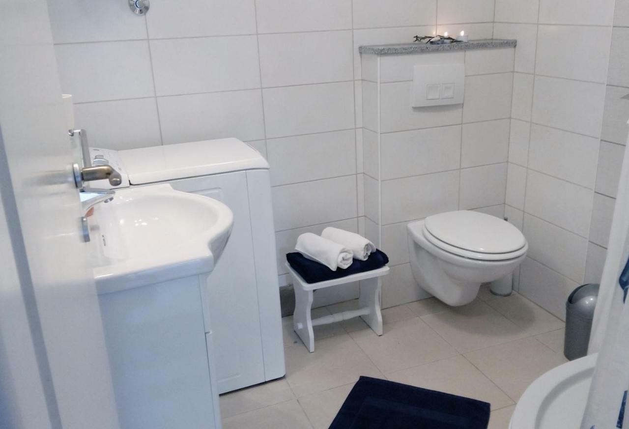 Studio Apartman Kacunic Сплит Екстериор снимка